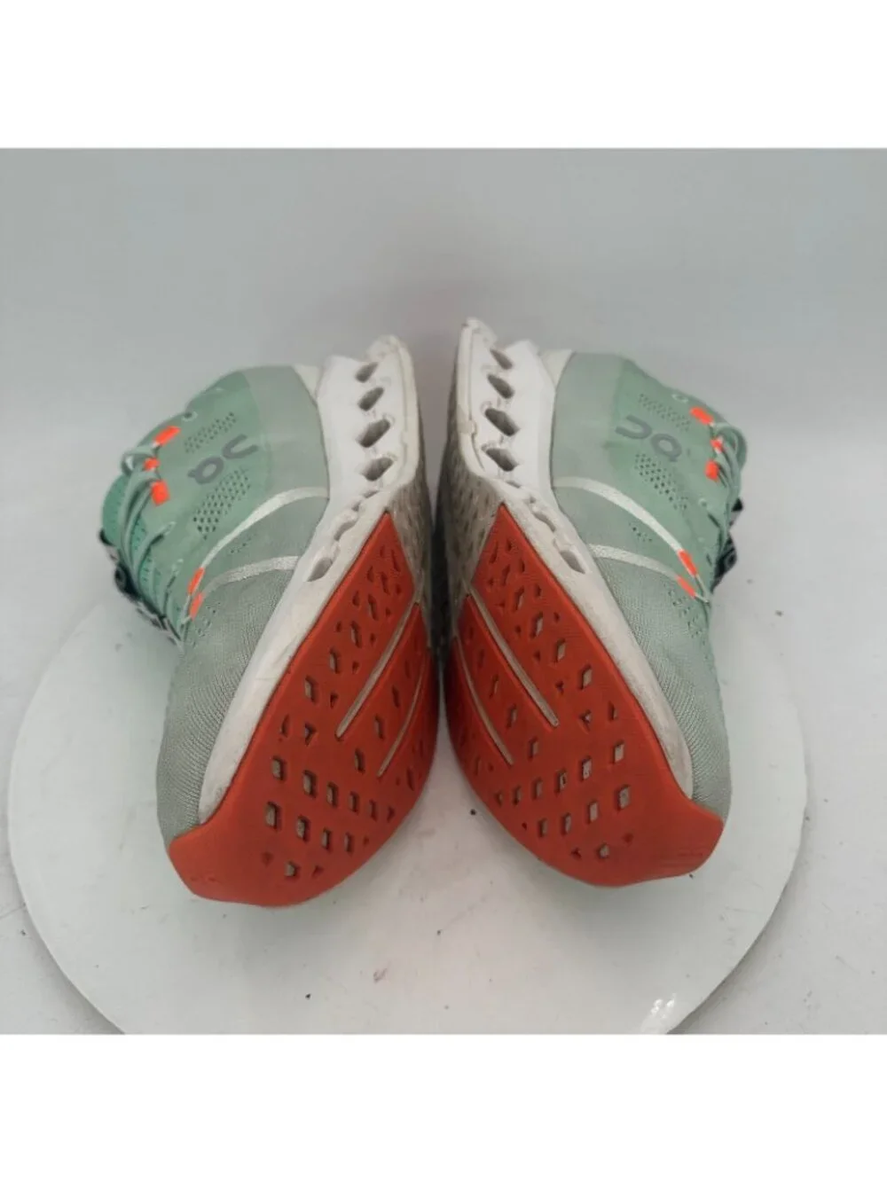 On Cloudsurfer Swiss Engineering Men Size 12 3MD10421071 Creek White Green Shoes